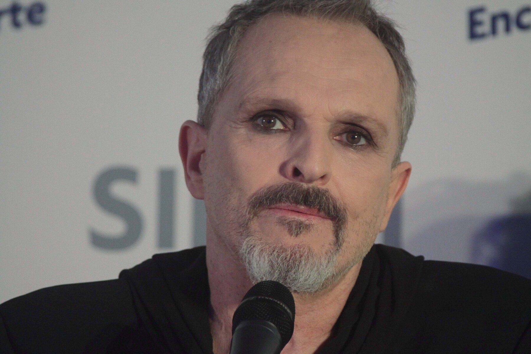 Salud de Miguel Bosé causa preocupación: "apenas podía ...