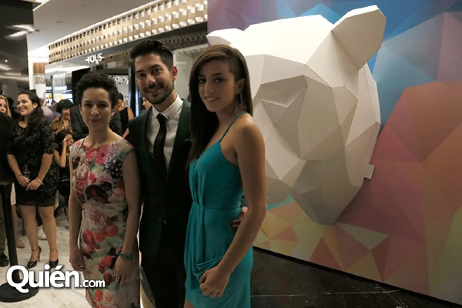 Melissa Falcón, Raymundo Botello y Saraí Noguez