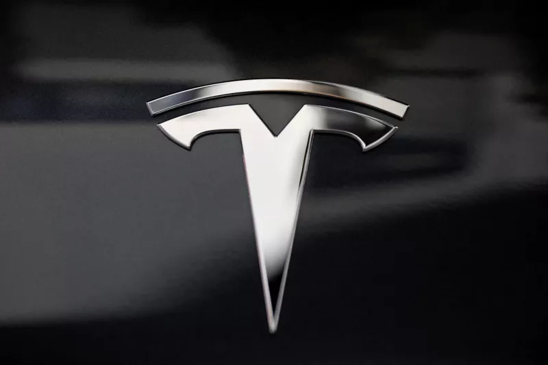 tesla-sube-precio-model-y