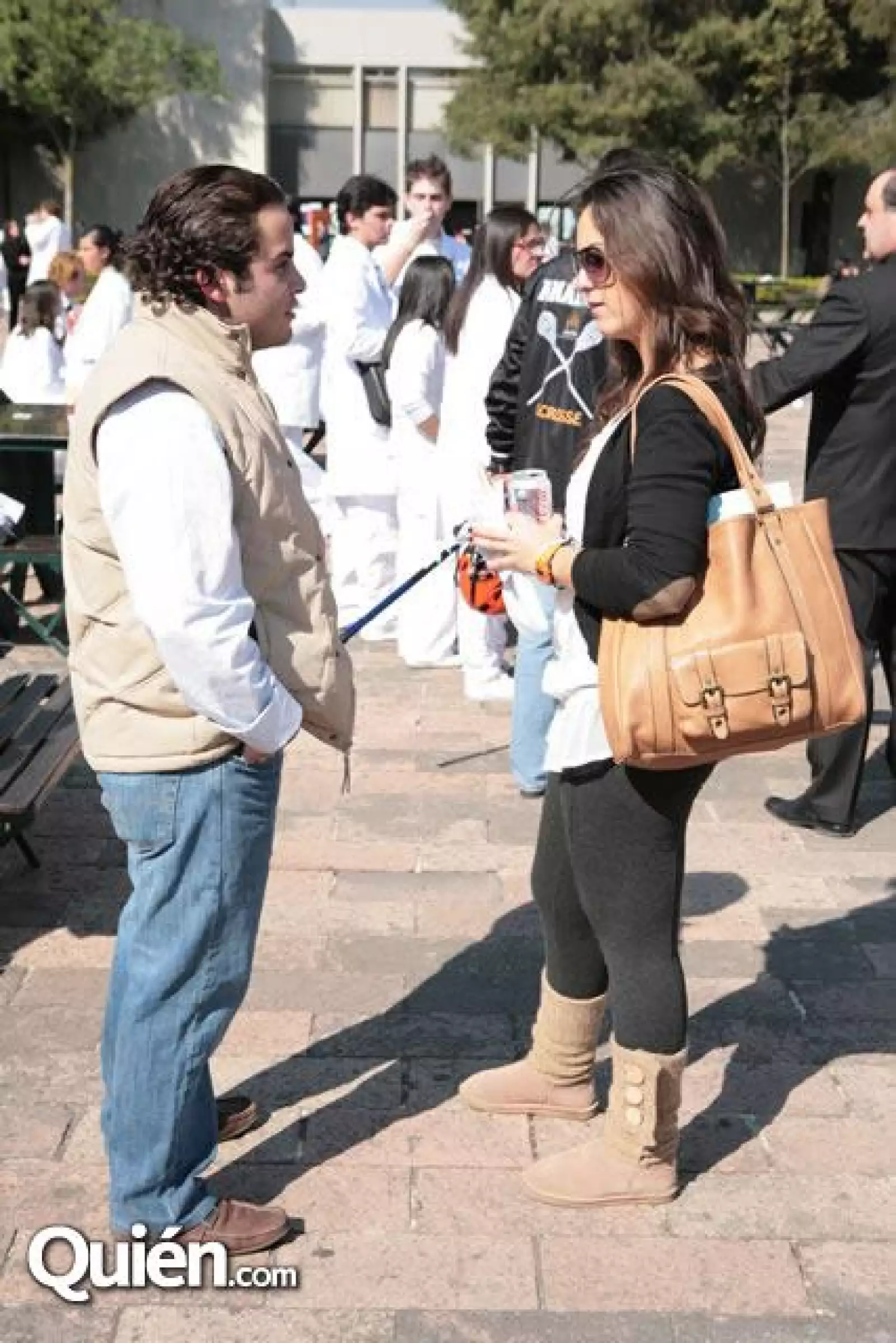 Eugenio Casillas,Karla Bello