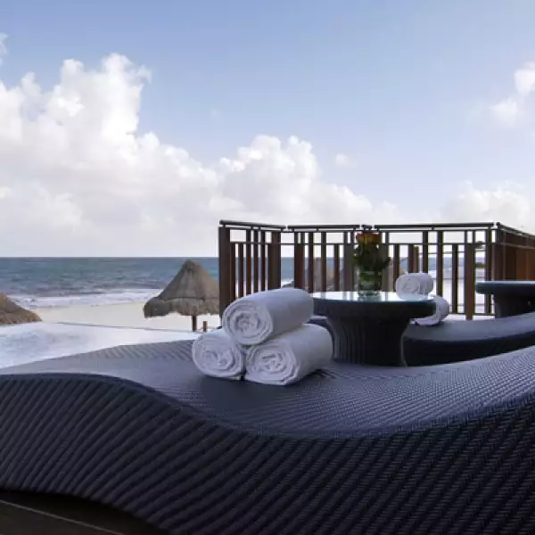 En este lugar se ubica un desarrollo único compuesto por cuatro hoteles de lujo, cada uno de los cuales cuenta con una extensa variedad de experiencias culinarias y de spa.