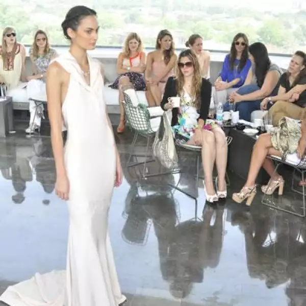 Venus by Alejandro Carlín