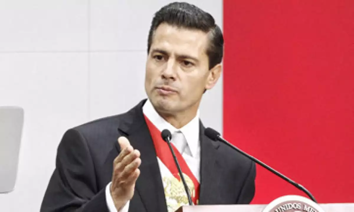 Peña Nieto no detalló los beneficios, como los fiscales, que tendrá la Fibra E. (Foto: Cuartoscuro )