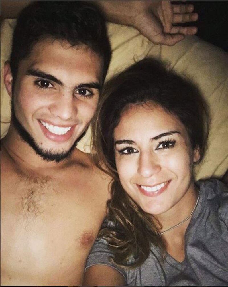 Luego de meses de rumores, una romántica fotografía confirmó el noviazgo de la mexicana con el también clavadista Iván García.