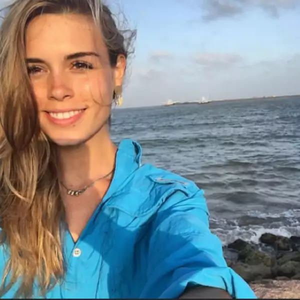 Sus amigos y gente cercana aseguran que su personalidad linda y relajada es la mejor parte de ella.