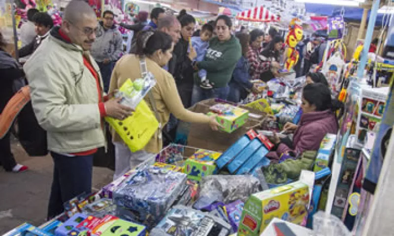 La reforma fiscal lejos de fomentar la formalidad, impulsaría al sector ambulante e informal. (Foto: Cuartoscuro)