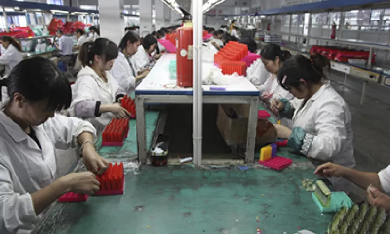 La producción industrial china para agosto fue más débil que lo previsto por los economistas. (Foto: iStock by Getty Images )