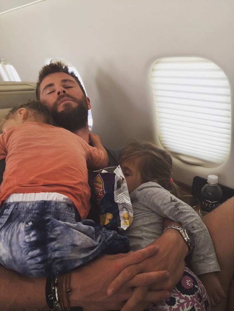 Elsa compartió esta fotografía del gran papel que hace Chris como papá.