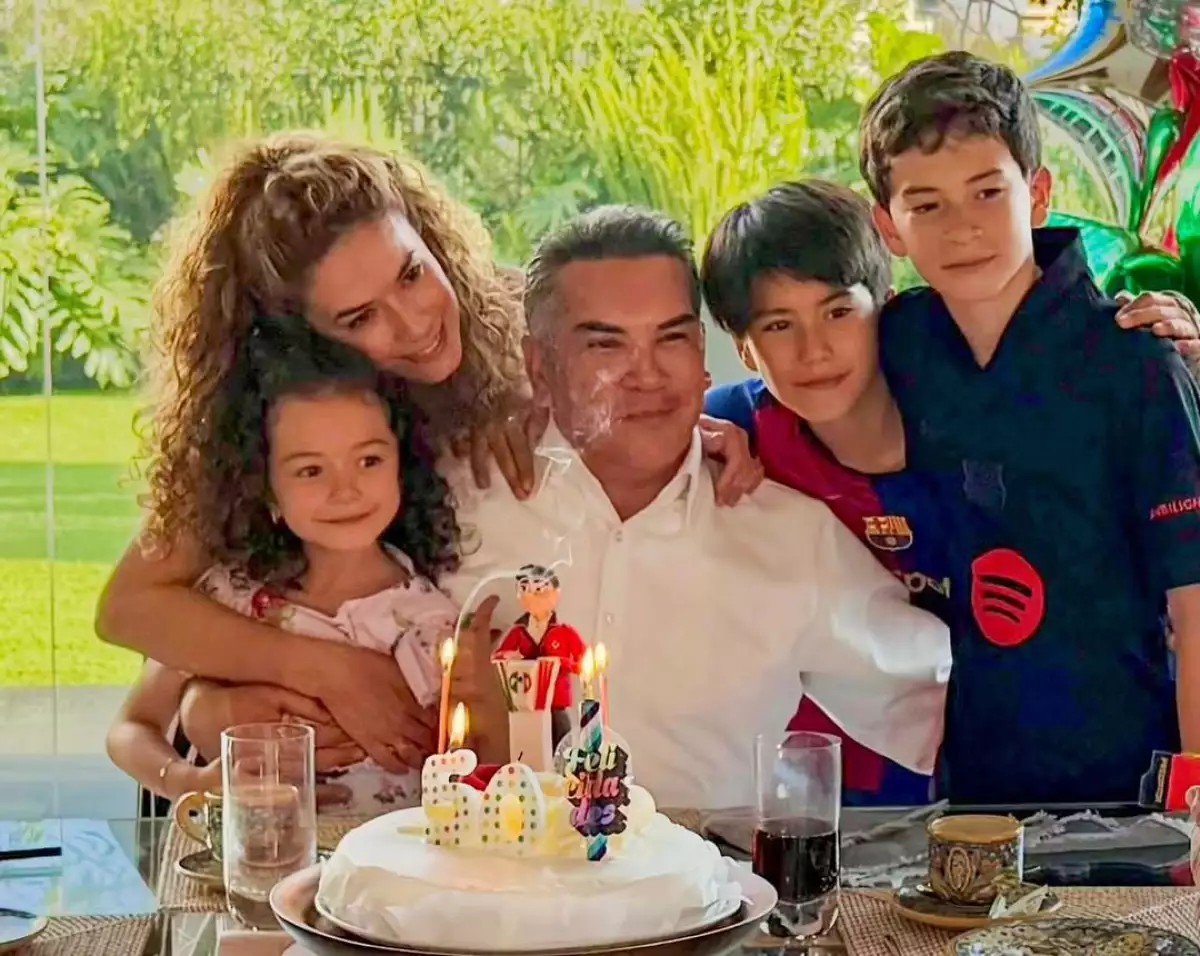 alito-moreno-y-su-familia.jpg