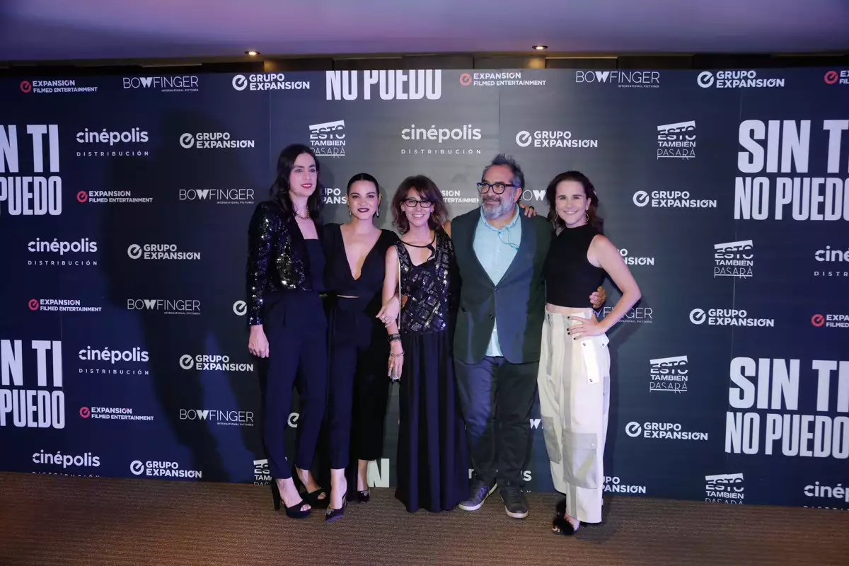 Première de 'Sin ti no puedo'