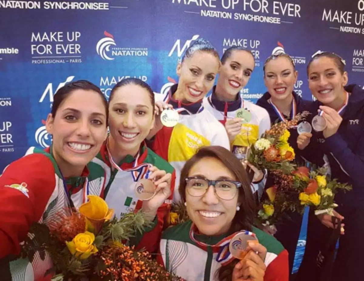 Karem orgullosa de poner en alto el nombre de México