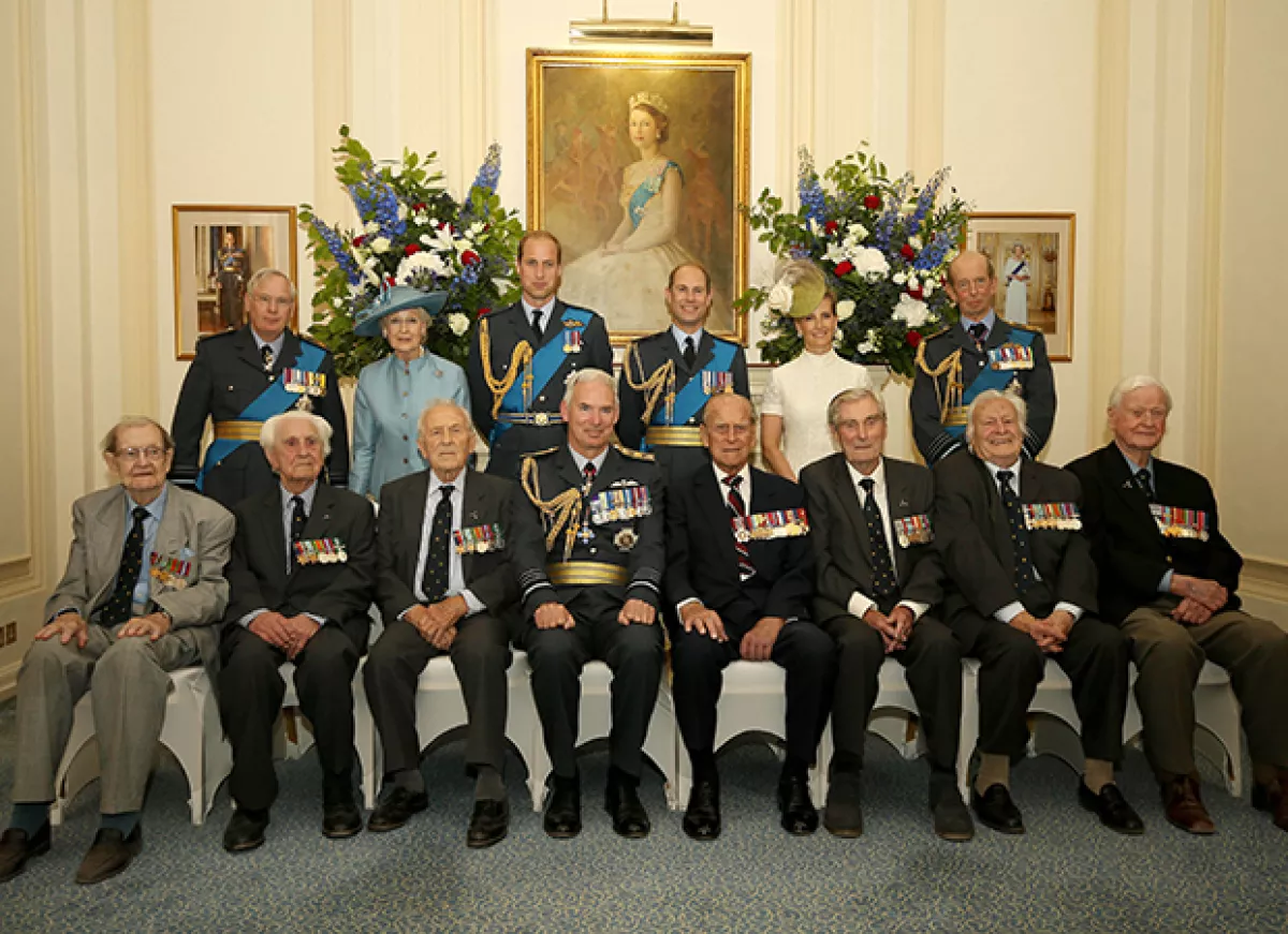 La foto oficial del Aniversario 75 de la Batalla de Inglaterra que tanto desesperó al príncipe Felipe, Duque de Edimburgo.