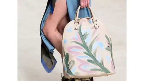 Una colección de impactantes piezas pintadas a mano, modelos top en la pasarela y decenas de famosos en la alfombra roja hicieron de éste uno de los desfiles más especiales de LFW.