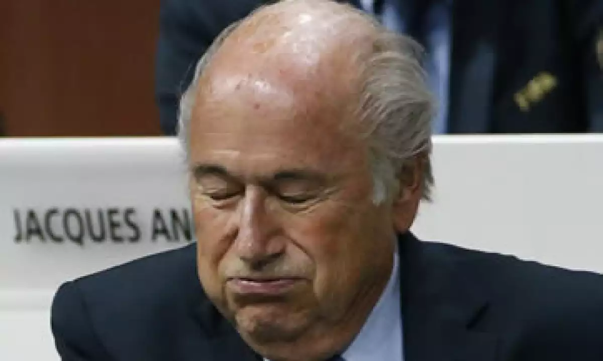 Blatter mostró todos los trucos aprendidos durante sus 17 años al frente de la FIFA. (Foto: Reuters )
