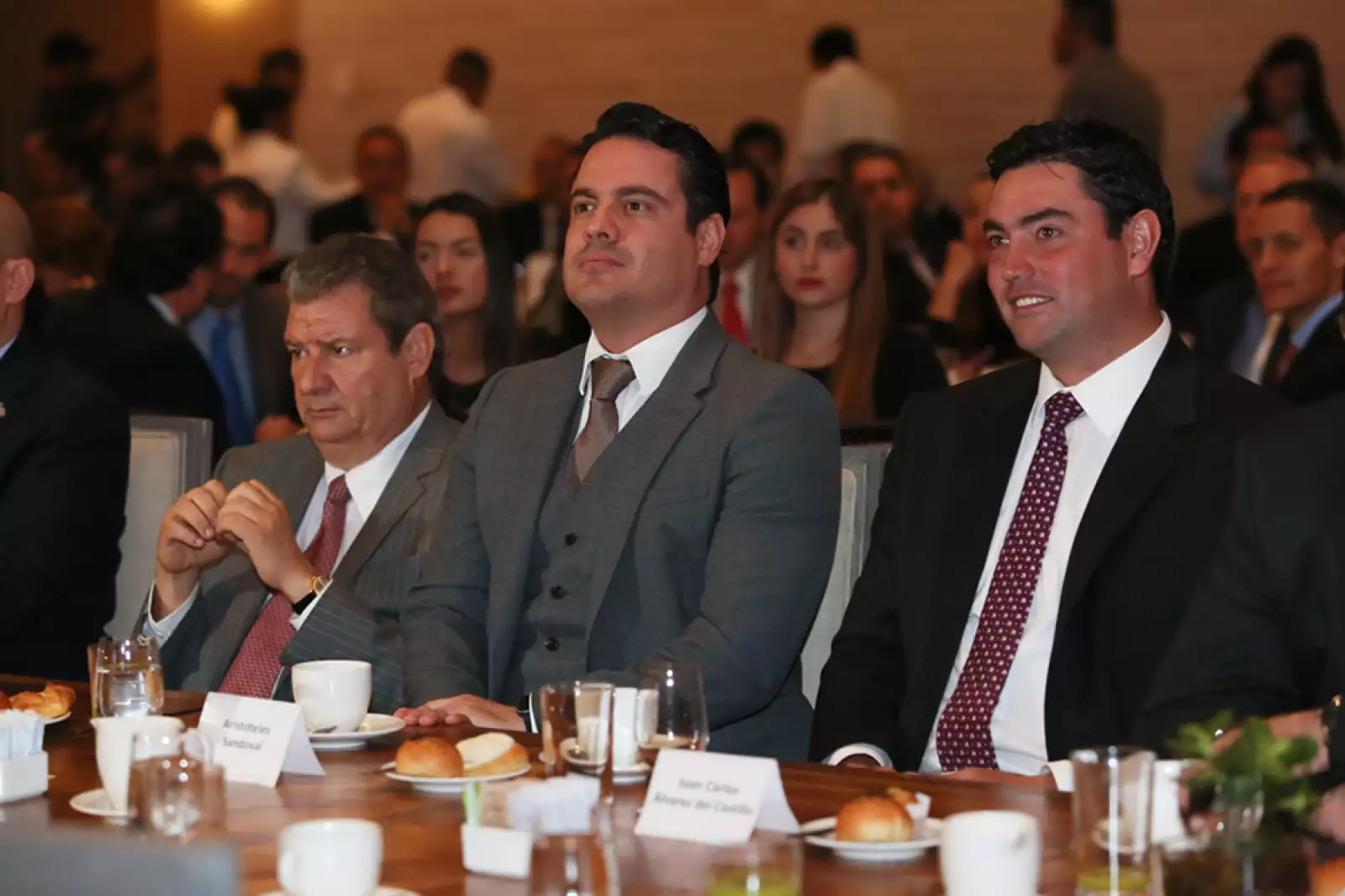 100 años de confiar