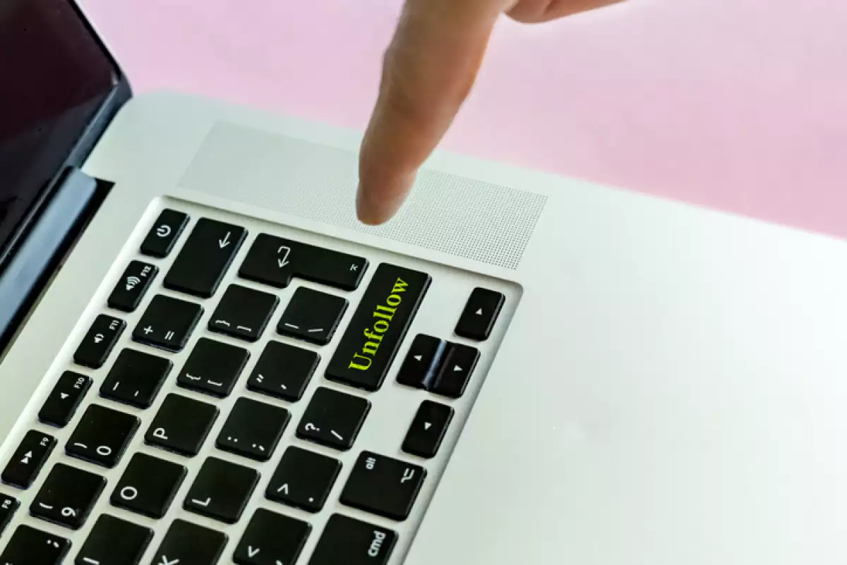 Señales de que tienes que hacer limpieza de tus redes sociales
