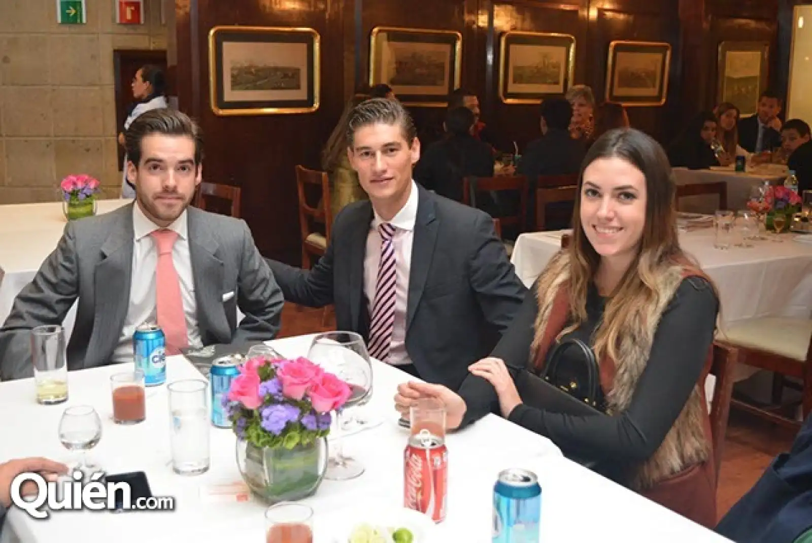 Jorge Velázquez,Patricio Lecumberri y Cassandra Ross.