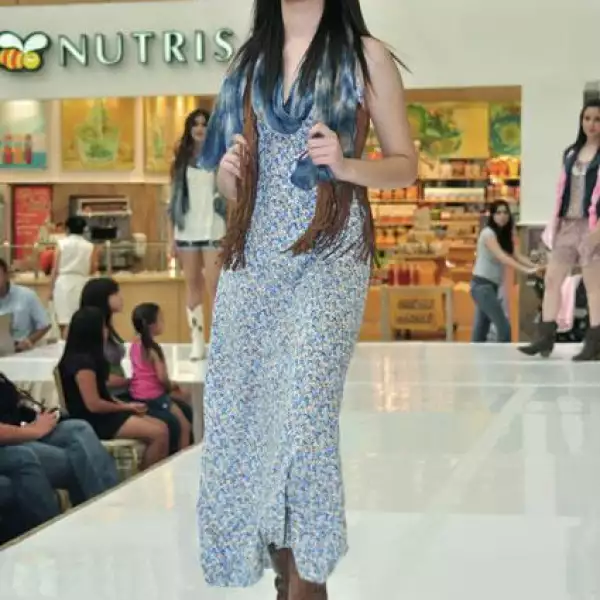 Fin de Cursos de la Escuela de Modelaje de Rosina Ramón