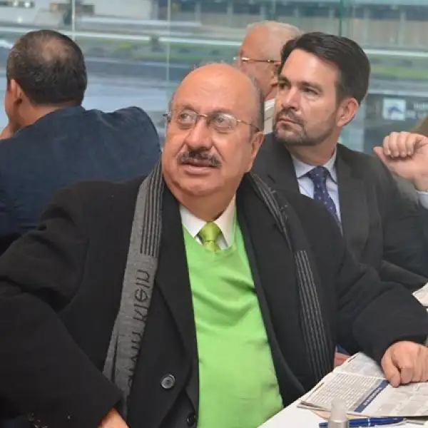 José Elías Romero Apis y Pascal Beltrán del Río.