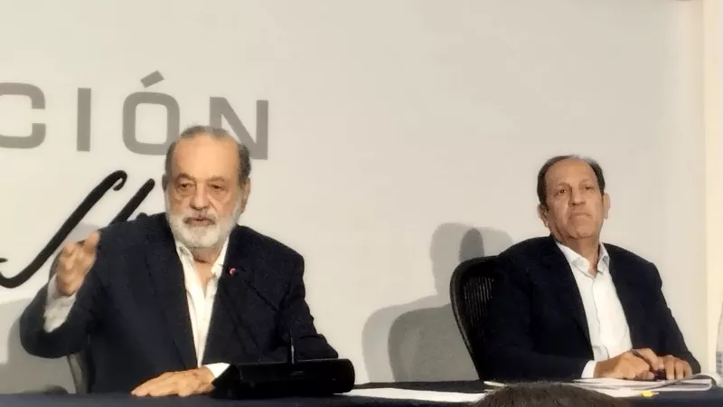 Slim-conferencia-tv-paga