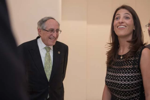 Presentación documental Cadena de Vida de la fundación Carlos Slim