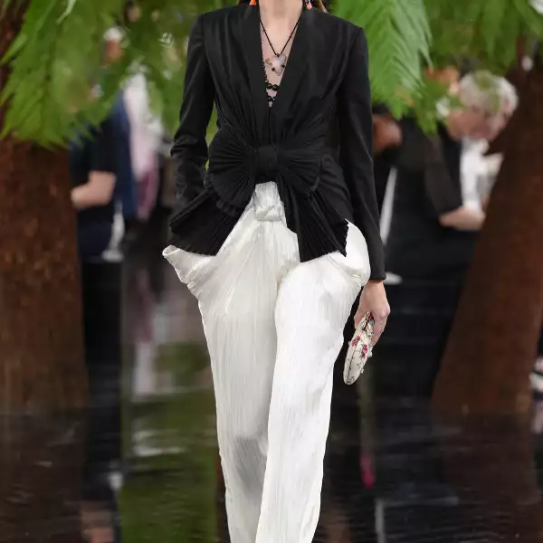 Christian Dior HC F26 044.jpg