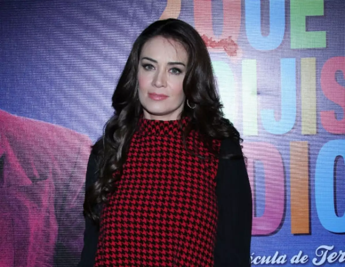 La actriz y conductora confiesa que después de tener a su hijo Nicolás no piensa hacer más grande su familia.
