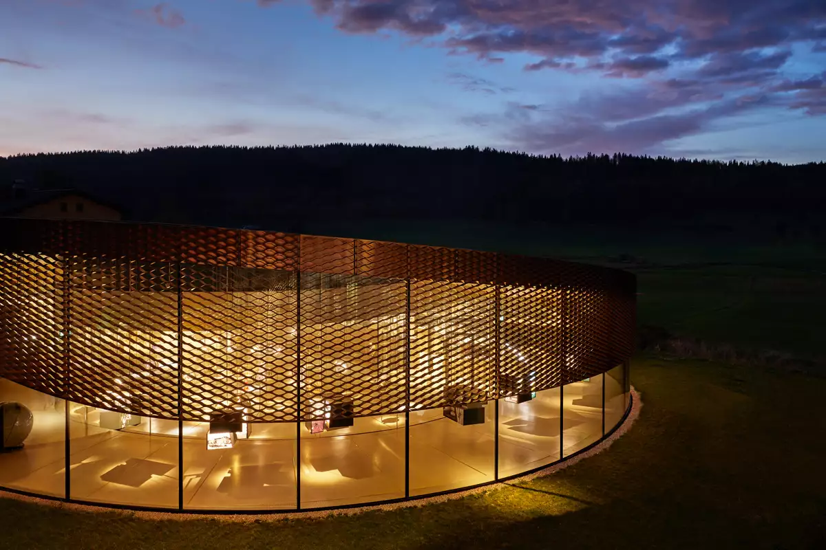 MuseoAudemarsPiguet_02.jpg