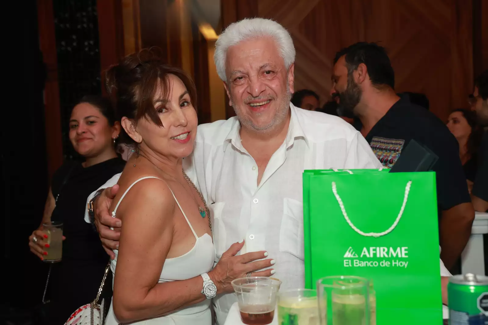 Miriam y Moisés Anzarut