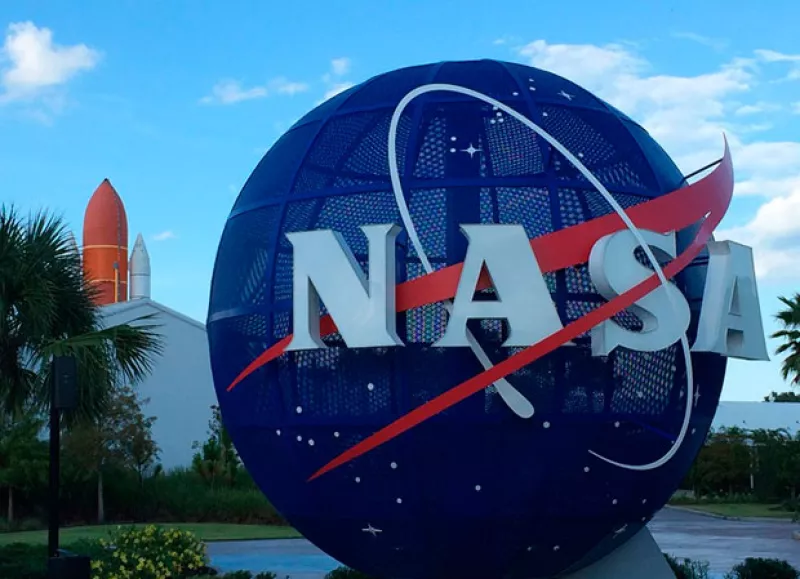 Un grupo de hackers tomaron la cuenta  "NASA Kepler and K2" y publicaron en ella fotografías de mujeres en ropa interior.