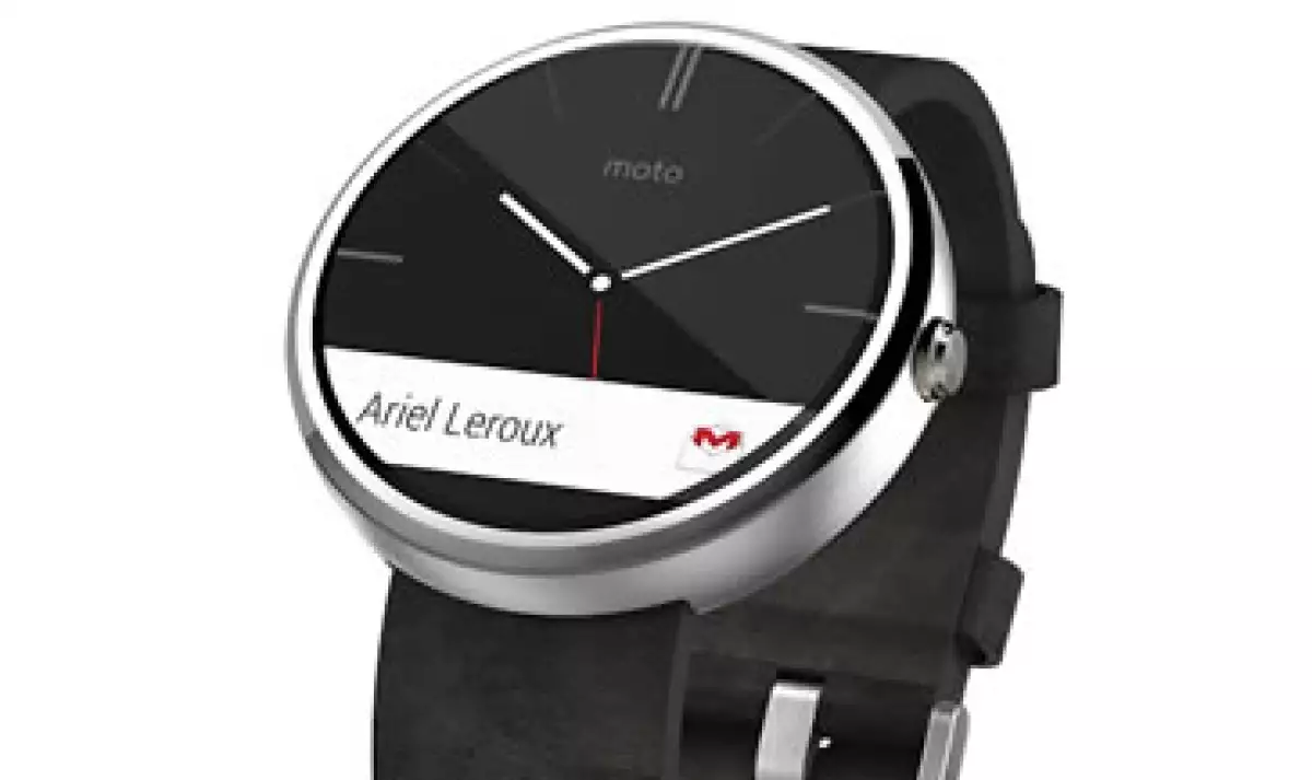 El reloj inteligente de Motorola llegó a México por un precio de 3,899 pesos (Foto: Cortesía Motorola)