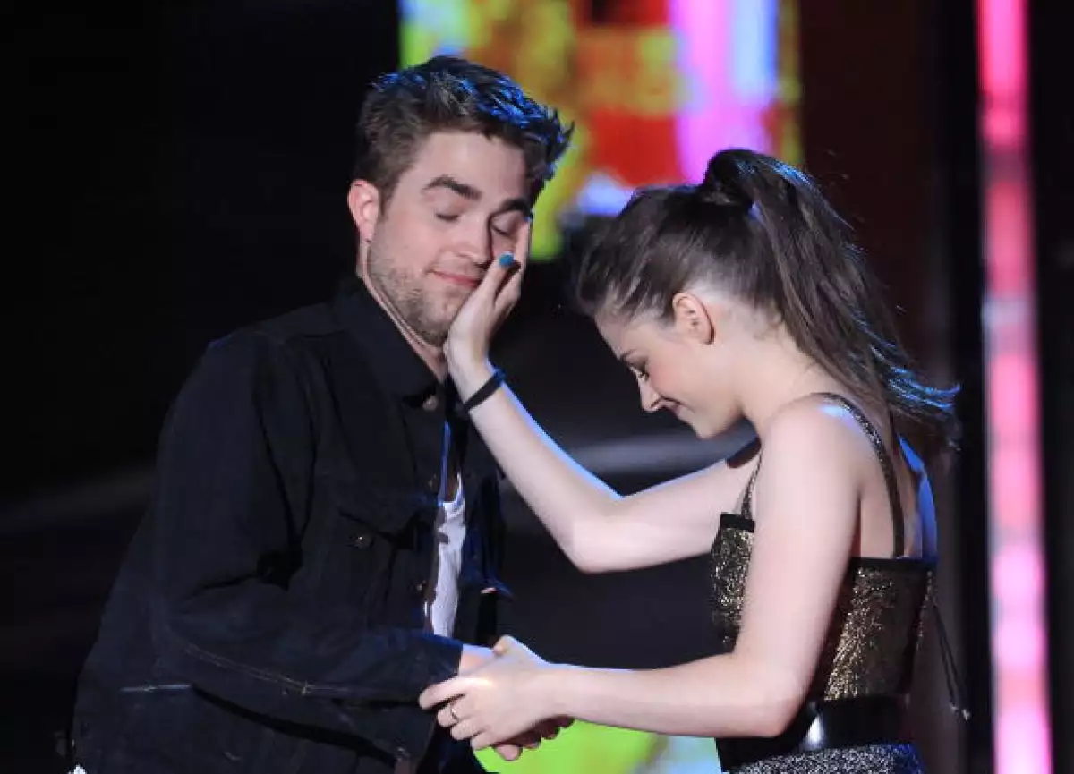 Robert Pattinson y Kristen Stewart
