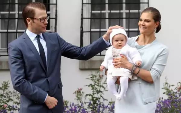 La heredera a la corona, Victoria junto con su familia.