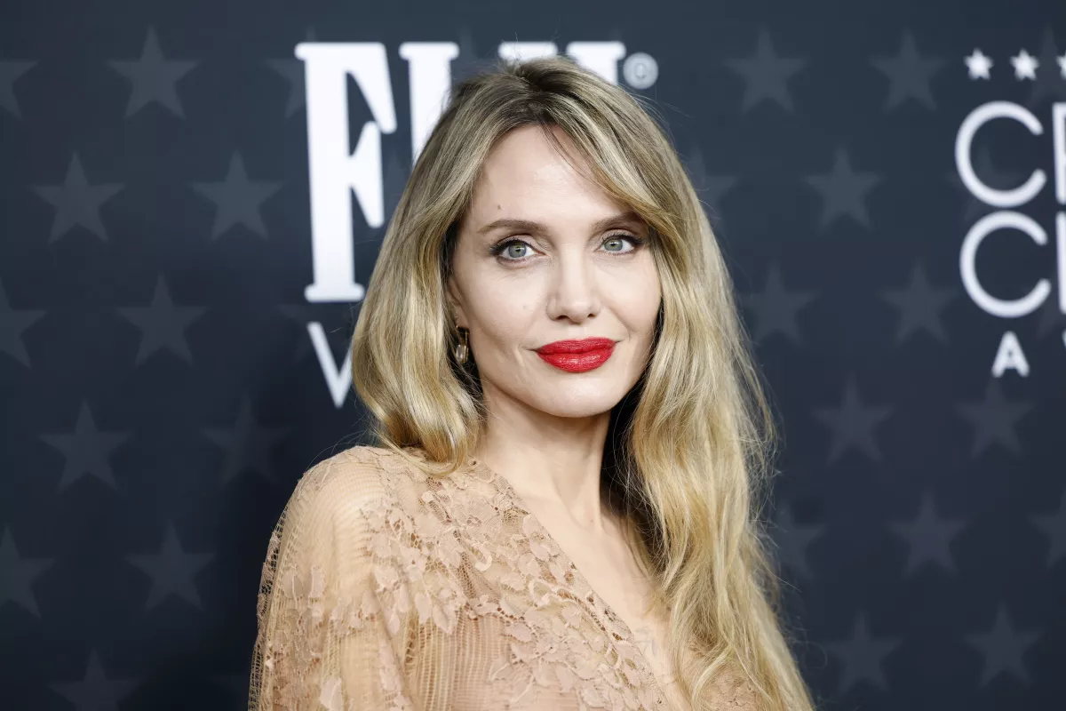 30th Annual Critics Choice Awards - Arrivals