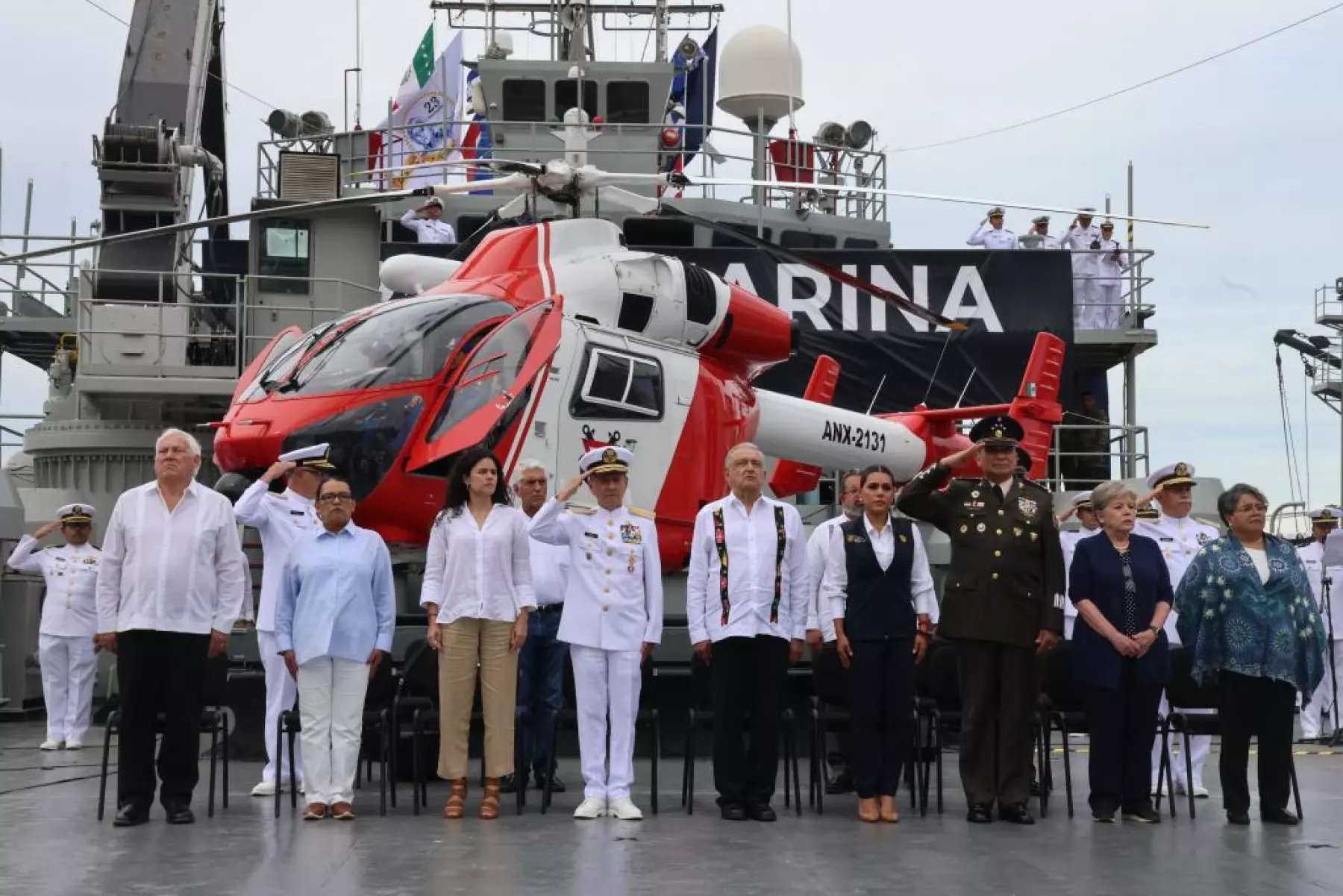 amlo homenaje fallecidos otis.jpg