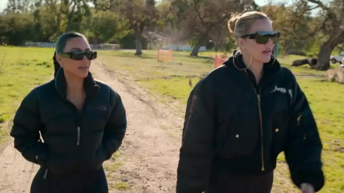 Kim y Khloe Kardashian