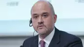 El primer mexicano en dirigir Nissan supera las peticiones de renuncia de accionistas y comienza a dar resultados 