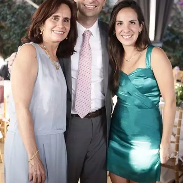 Nenetta González,Fernando y Karin Represas