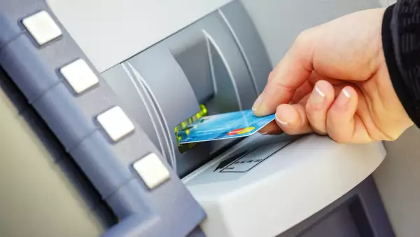 Cajero automático - cajero - comisiones bancarias