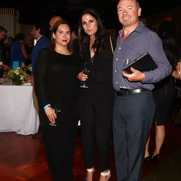 Alexa Rodulfo, Michelle Wells y Timothy Filding