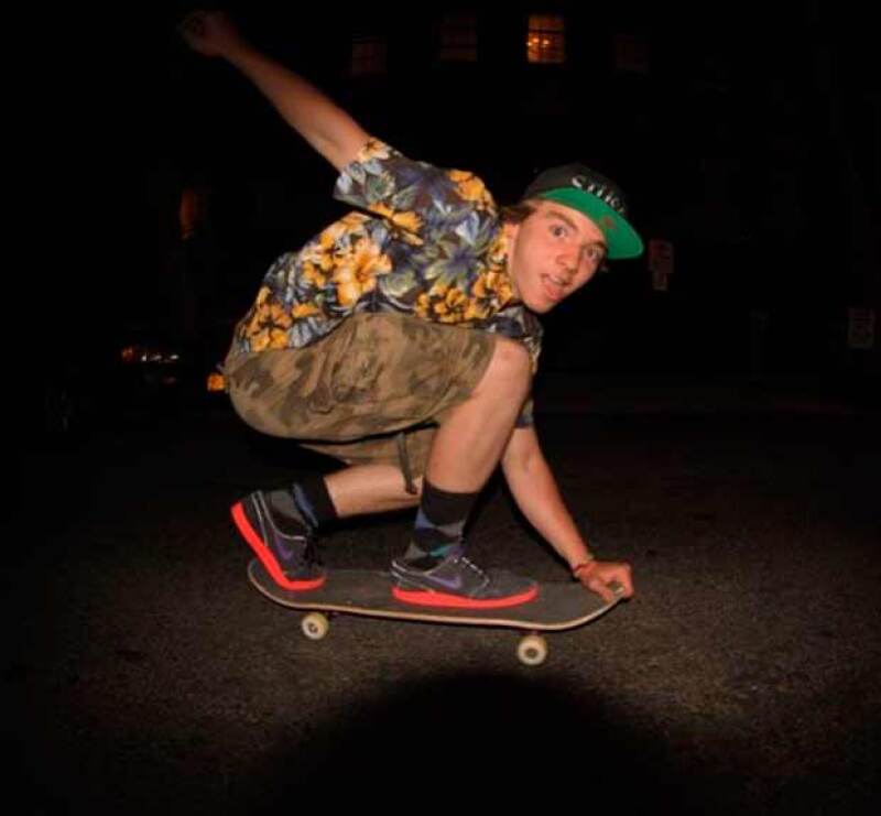 La patineta es una de las pasiones de Rocco.
