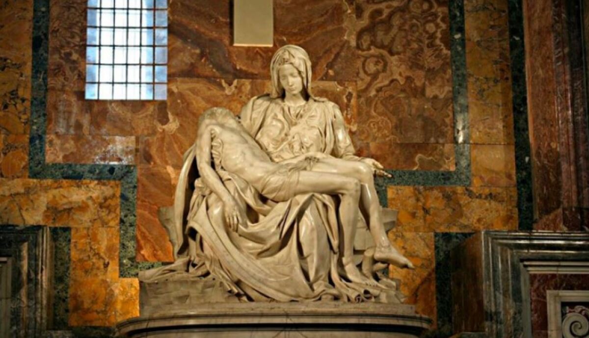 El Vaticano renueva la iluminación de la Piedad de Miguel Ángel