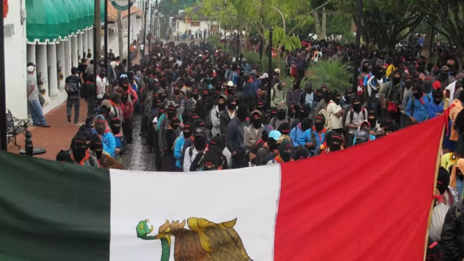 marcha de zapatistas en chiapas