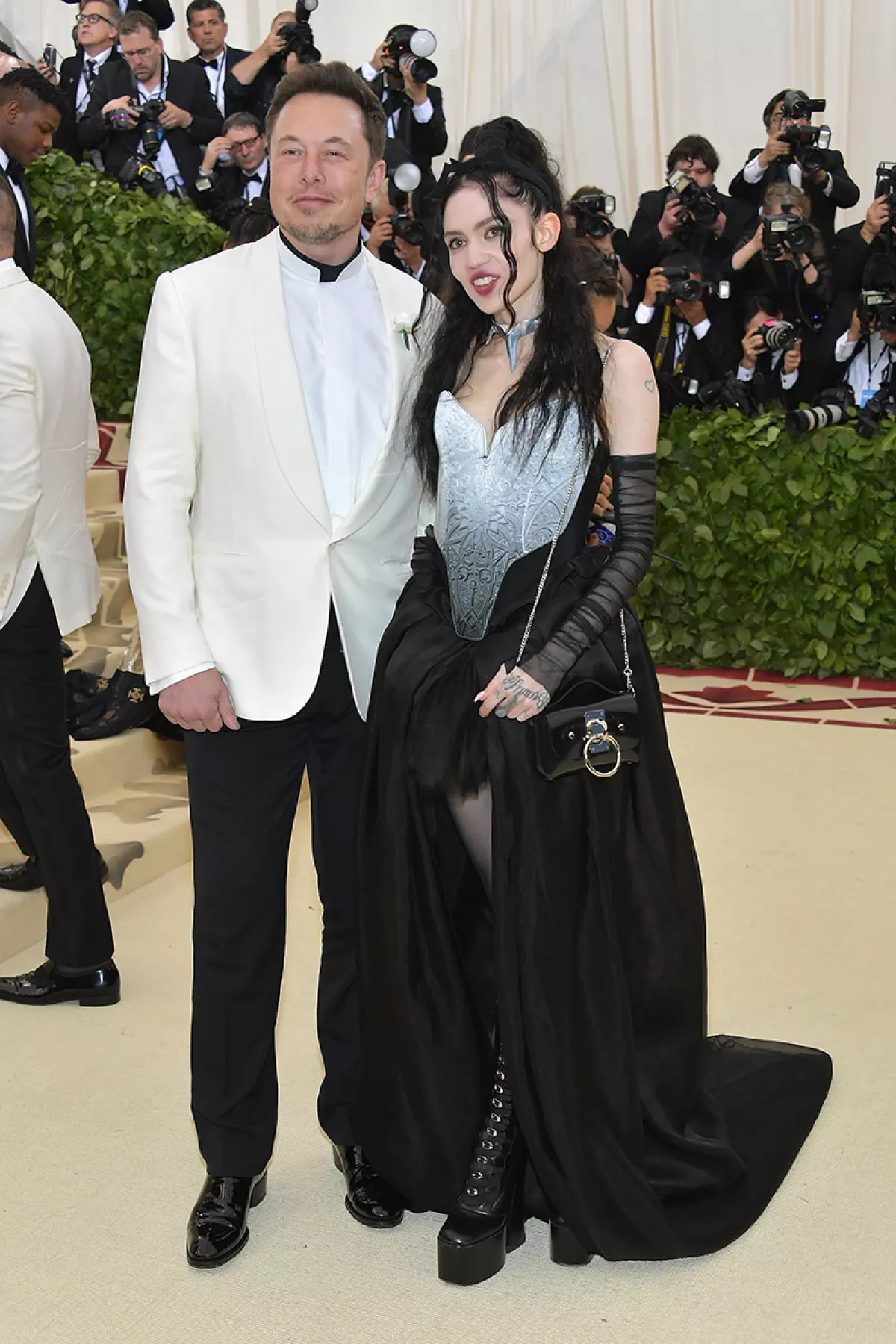 Elon Musk historial amoroso parejas mujeres esposas hijos