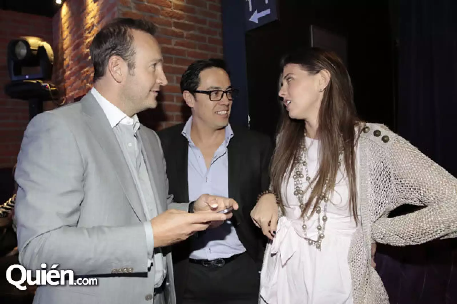 Enrique Fuentes,Eduardo Chabat,Mónica Loza Márquez