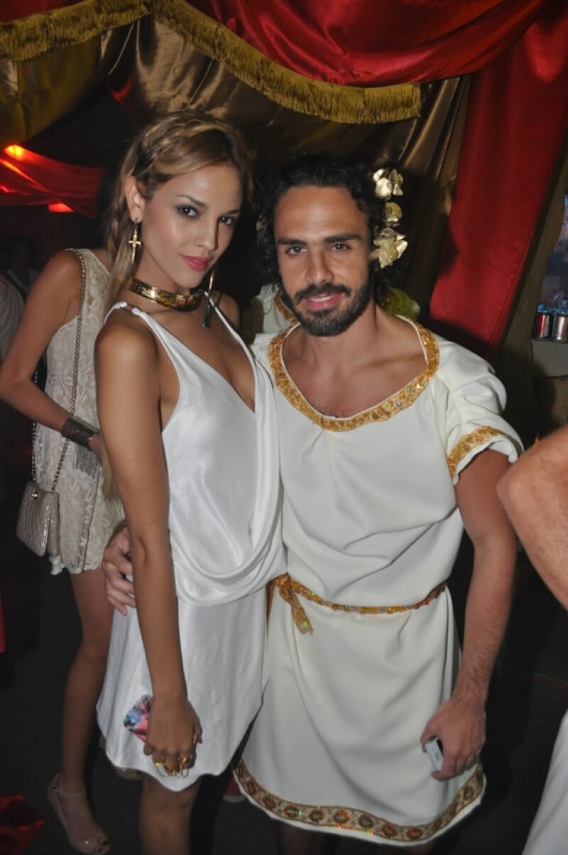 La pareja asistió a la Toga Party que se llevó a cabo en el Baby´O.