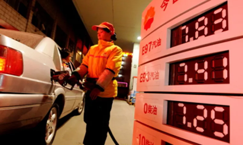 El crecimiento chino hará que el próximo año sea el mayor consumidor e importador de petróleo mundial. (Foto: Getty Images)