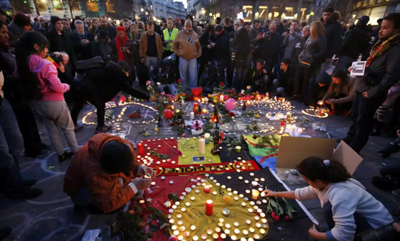 El Gobierno declaró tres días de duelo nacional tras los ataques.