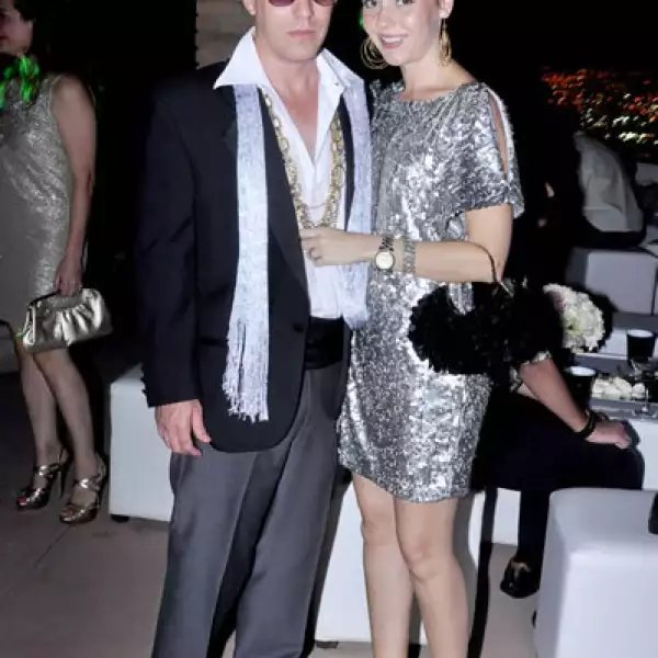 Álvaro Bustinduy y Consuelo González