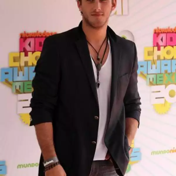 Sebastián Zurita también fue uno de los presentadores de las ternas de nominados.